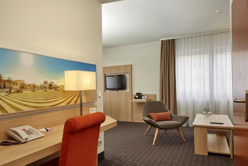 Room image 2