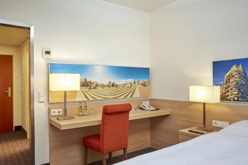 H+ Hotel Darmstadt image 27